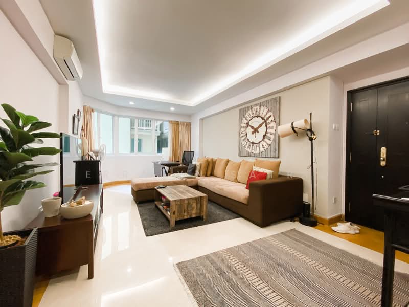 Emerald Garden, 33 Club Street, 2 Bedrooms, 1,001 sqft, Condominium For Sale, by Jerralyn Satrio, 500208683 - Living Room - PropertyGuru.com.sg