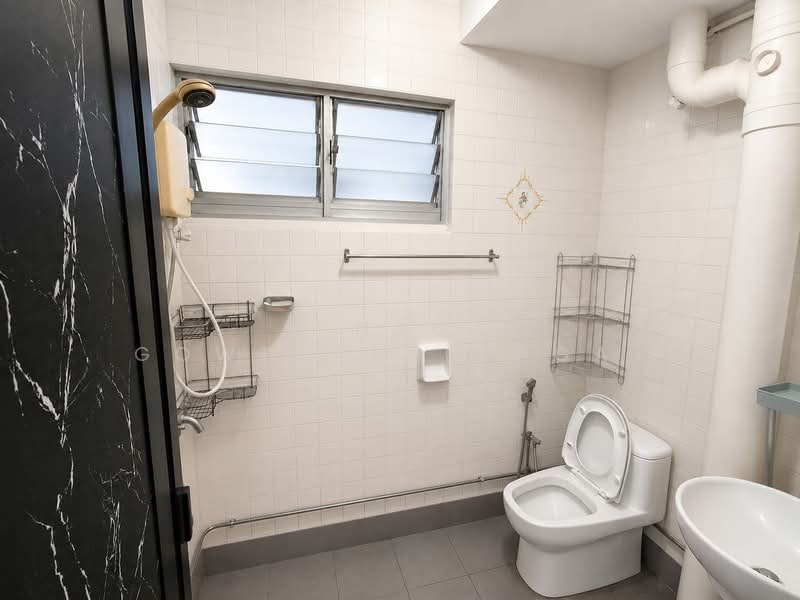 166 Tampines Street 12, 166 Tampines Street 12, 3 Bedrooms, 1,109 sqft, HDB Flat For Sale, by K Naga Gowthami(Naga), 500208685 - Bathroom - PropertyGuru.com.sg