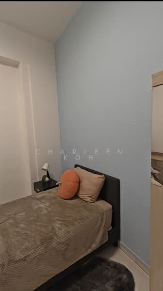 Lakepoint Condo, 10 Lakepoint Drive, Room Rental, 100 sqft, Condominium For Rent, by Charleen Koh, 500208688 - Bedroom - PropertyGuru.com.sg