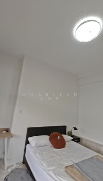 Lakepoint Condo, 10 Lakepoint Drive, Room Rental, 100 sqft, Condominium For Rent, by Charleen Koh, 500208688 - Bedroom - PropertyGuru.com.sg