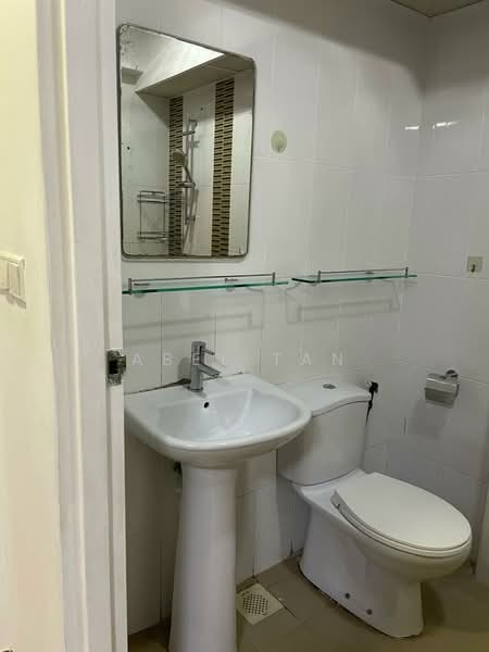332A Anchorvale Link, 332A Anchorvale Link, 3 Bedrooms, 1,076 sqft, HDB Flat For Rent, by Abel Tan, 500208695 - Bathroom - PropertyGuru.com.sg