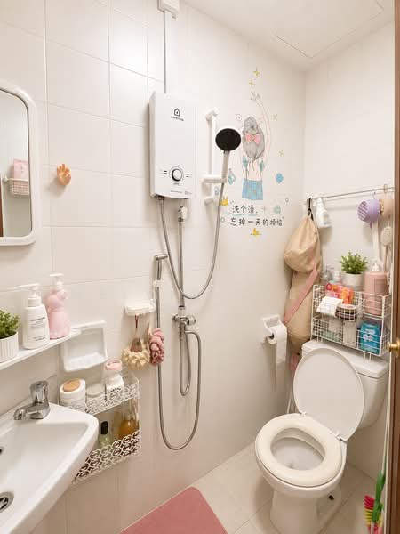 Aston Mansions, 7 Lorong 42 Geylang, 3 Bedrooms, 1,163 sqft, Apartment For Sale, by Melvin Chee, 500208704 - Bathroom - PropertyGuru.com.sg
