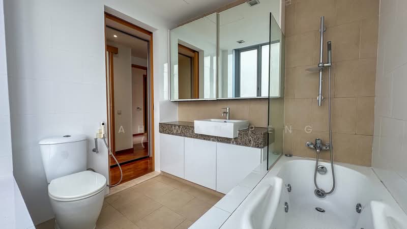 Bleu @ East Coast, 562 Upper East Coast Road, 3 Bedrooms, 1,216 sqft, Condominium For Rent, by Seah Wan Peng (Gilda), 500208707 - Master Bath - PropertyGuru.com.sg