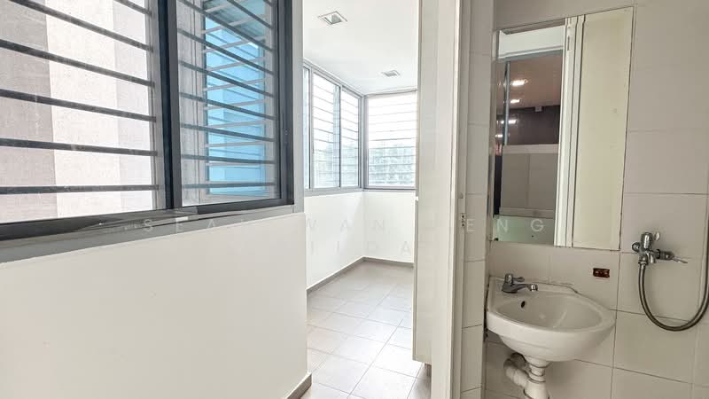 Bleu @ East Coast, 562 Upper East Coast Road, 3 Bedrooms, 1,216 sqft, Condominium For Rent, by Seah Wan Peng (Gilda), 500208707 - Yard / Utility - PropertyGuru.com.sg