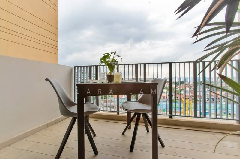 The Glades, 12 Bedok Rise, 1 Bedroom, 452 sqft, Condominium For Sale, by Lara Lam, 500208711 - Balcony - PropertyGuru.com.sg