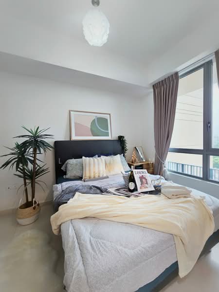 The Glades, 12 Bedok Rise, 1 Bedroom, 452 sqft, Condominium For Sale, by Lara Lam, 500208711 - Bedroom - PropertyGuru.com.sg