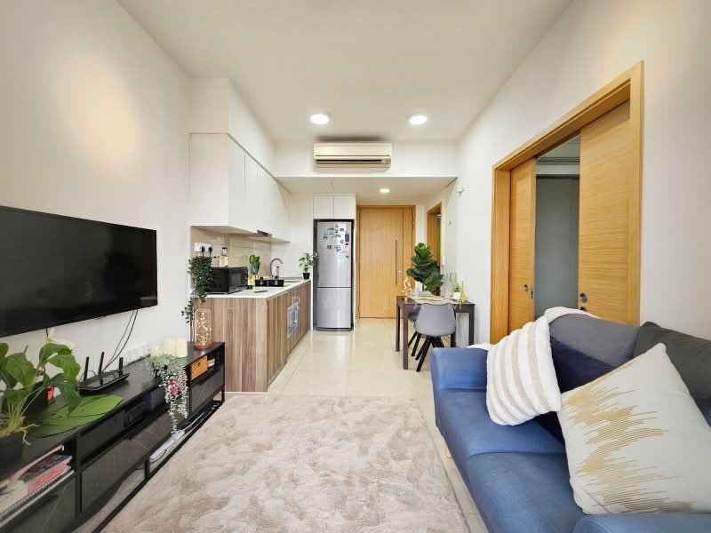 The Glades, 12 Bedok Rise, 1 Bedroom, 452 sqft, Condominium For Sale, by Lara Lam, 500208711 - Living Room - PropertyGuru.com.sg