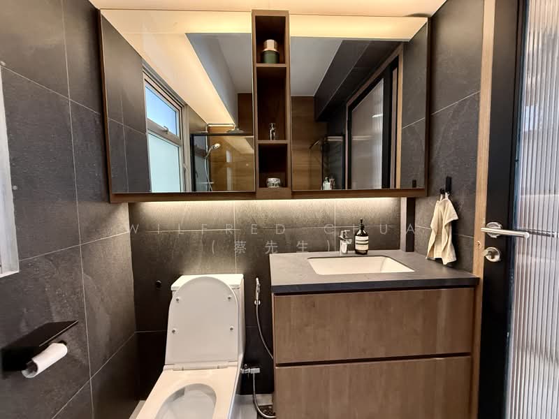 154A Bedok South Road, 154A Bedok South Road, 3 Bedrooms, 1,001 sqft, HDB Flat For Sale, by Wilfred Chua (蔡先生), 500208722 - Master Bathroom - PropertyGuru.com.sg