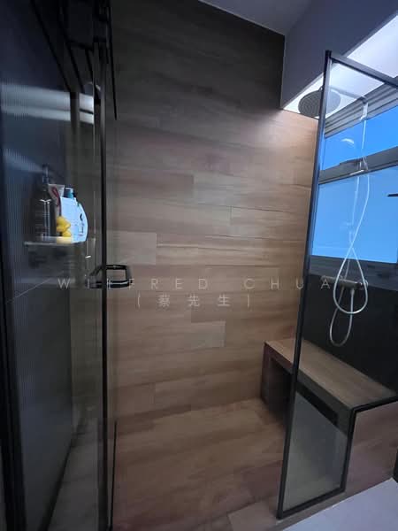 154A Bedok South Road, 154A Bedok South Road, 3 Bedrooms, 1,001 sqft, HDB Flat For Sale, by Wilfred Chua (蔡先生), 500208722 - Master bathroom - PropertyGuru.com.sg