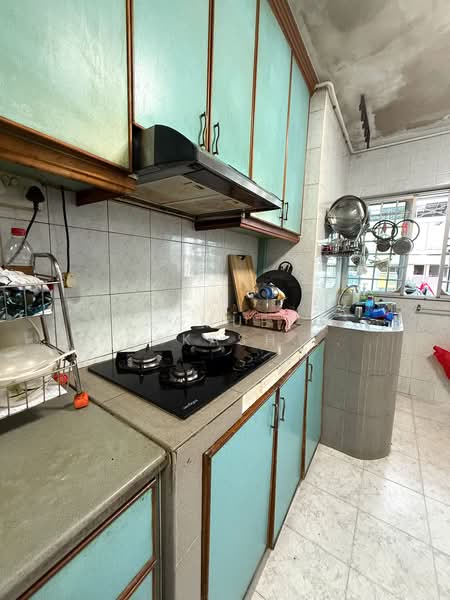 99 Aljunied Crescent, 99 Aljunied Crescent, 2 Bedrooms, 742 sqft, HDB Flat For Rent, by Samuel Prakash S/O Joseph Asirvatham, 500208726 - Kitchen - PropertyGuru.com.sg