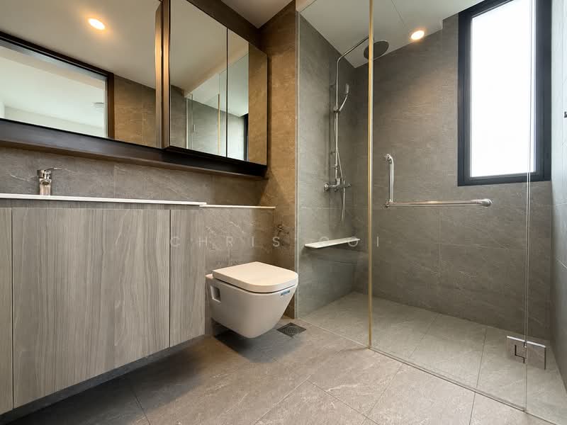 The Clement Canopy, Ave 1 Clementi, 3 Bedrooms, 1,109 sqft, Condominium For Sale, by Chris Ooi, 500208732 - Bathroom - PropertyGuru.com.sg