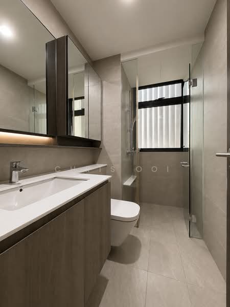 The Clement Canopy, Ave 1 Clementi, 3 Bedrooms, 1,109 sqft, Condominium For Sale, by Chris Ooi, 500208732 - Bathroom - PropertyGuru.com.sg