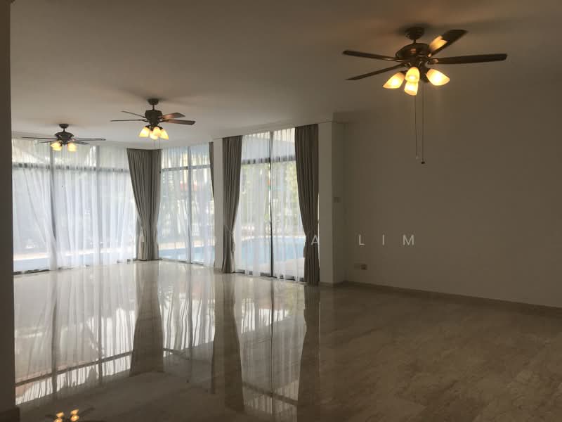Beechwood Terrace, Beechwood Grove, 7 Bedrooms, 6,500 sqft, Bungalow House For Rent, by Veronica Lim, 500208745 - Living Room - PropertyGuru.com.sg