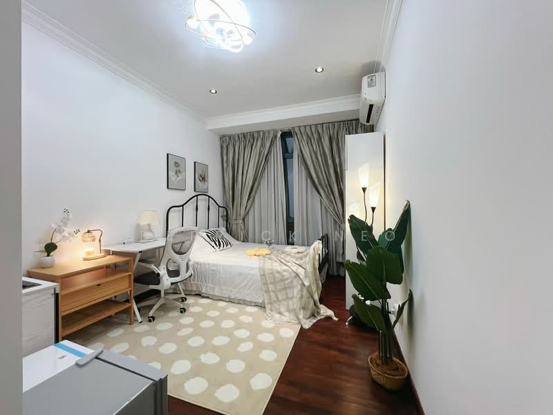 Kew Crescent, Kew Crescent, 7 Bedrooms, 3,914 sqft, Terraced House For Rent, by Derrick Neo, 500208755 - Bedroom - PropertyGuru.com.sg