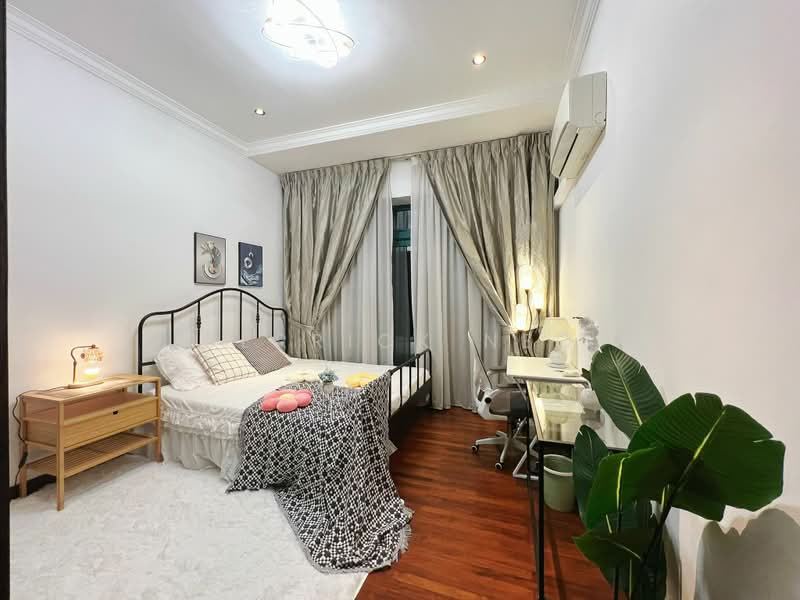 Kew Crescent, Kew Crescent, 7 Bedrooms, 3,914 sqft, Terraced House For Rent, by Derrick Neo, 500208755 - Bedroom - PropertyGuru.com.sg