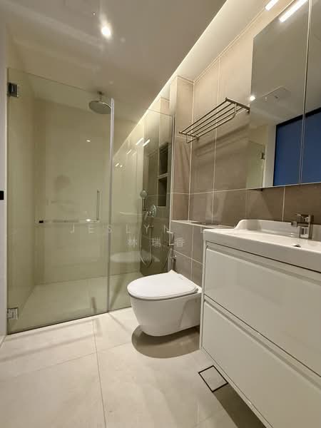 Brand New House @ Jalan Novena, Jalan Novena, 2 Bedrooms, 1,000 sqft, Terraced House For Rent, by Jeslyn Lim 林瑞香, 500208760 - Bathroom - PropertyGuru.com.sg
