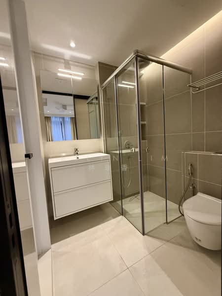 Brand New House @ Jalan Novena, Jalan Novena, 2 Bedrooms, 1,000 sqft, Terraced House For Rent, by Jeslyn Lim 林瑞香, 500208760 - Bathroom - PropertyGuru.com.sg
