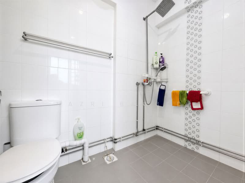 725 Bedok Reservoir Road, 725 Bedok Reservoir Road, 3 Bedrooms, 1,528 sqft, HDB Flat For Sale, by Nazri Baobed, 500208765 - PropertyGuru.com.sg