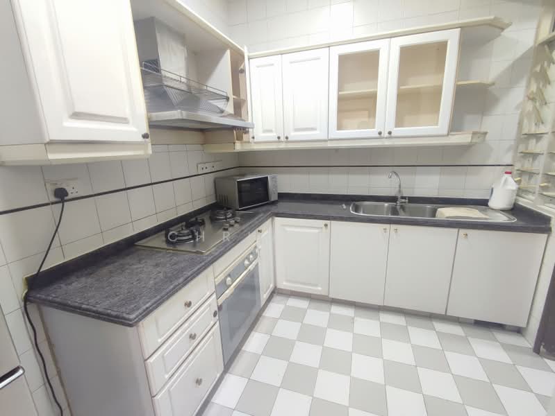 Changi Green, 712 Upper Changi Road East, Room Rental, 120 sqft, Condominium For Rent, by Chris Lim, 500208773 - Kitchen - PropertyGuru.com.sg