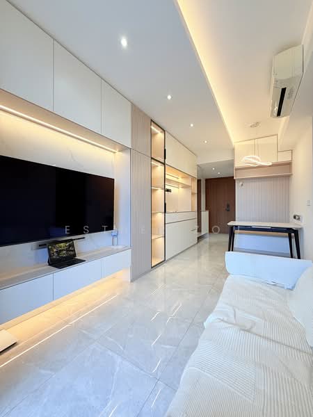 Stirling Residences, 21 Stirling Road, 2 Bedrooms, 635 sqft, Condominium For Sale, by Esther Zou, 500208775 - Living Room - PropertyGuru.com.sg