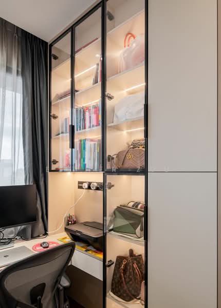 Stirling Residences, 21 Stirling Road, 2 Bedrooms, 635 sqft, Condominium For Sale, by Esther Zou, 500208775 - Study - PropertyGuru.com.sg