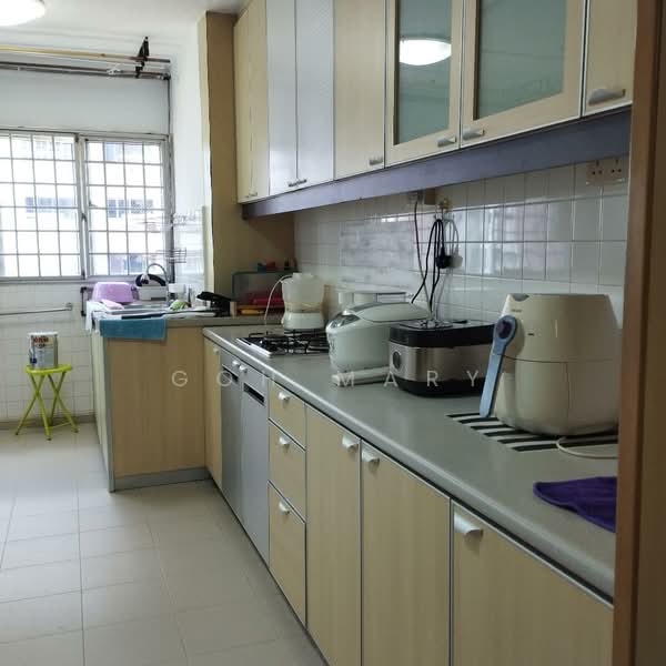 606 Ang Mo Kio Avenue 5, 606 Ang Mo Kio Avenue 5, 2 Bedrooms, 800 sqft, HDB Flat For Rent, by Goh Mary, 500208776 - Kitchen - PropertyGuru.com.sg