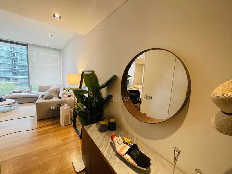 Hilltops, 101 Cairnhill Circle, Orchard / River Valley, 2 Bedrooms, 807 sqft, Condominium For Rent, by Lyn Kwan, 500208784 - Living Room - PropertyGuru.com.sg