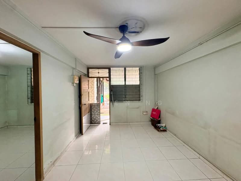 96 Commonwealth Crescent, 96 Commonwealth Crescent, 2 Bedrooms, 635 sqft, HDB Flat For Sale, by Steven NG, 500208795 - Living Room - PropertyGuru.com.sg