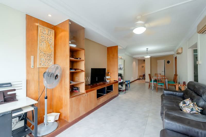 457 Choa Chu Kang Avenue 4, 457 Choa Chu Kang Avenue 4, 3 Bedrooms, 1,334 sqft, HDB Flat For Sale, by Merwin Tan, 500208796 - Living Room - PropertyGuru.com.sg