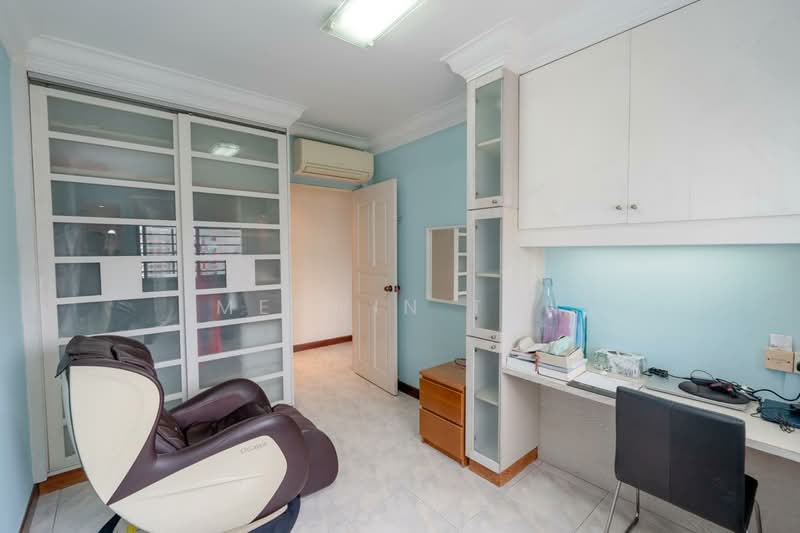 457 Choa Chu Kang Avenue 4, 457 Choa Chu Kang Avenue 4, 3 Bedrooms, 1,334 sqft, HDB Flat For Sale, by Merwin Tan, 500208796 - Study - PropertyGuru.com.sg