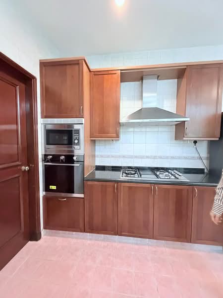 Holland Green, Holland Green, 5 Bedrooms, 4,340 sqft, Detached House For Sale, by Anthea Yeo 杨丽娇, 500208803 - Kitchen - PropertyGuru.com.sg