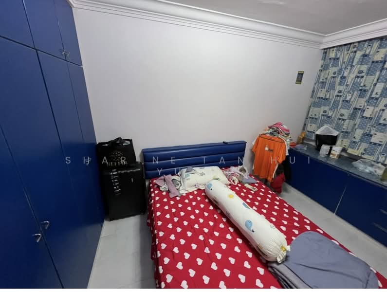 715 Jurong West Street 71, 715 Jurong West Street 71, Room Rental, 100 sqft, HDB Flat For Rent, by Sharine Tan Hui Yuan, 500208804 - Bedroom - PropertyGuru.com.sg