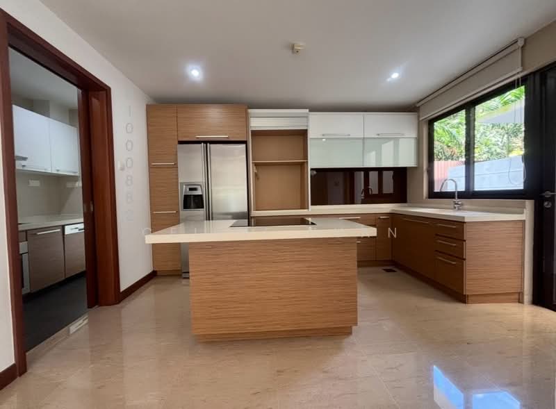 Thomson Road Bukit Timah, Thomson Road Bukit Timah, 5 Bedrooms, 4,800 sqft, Cluster House For Rent, by Celine Kuan, 500208807 - Kitchen - PropertyGuru.com.sg