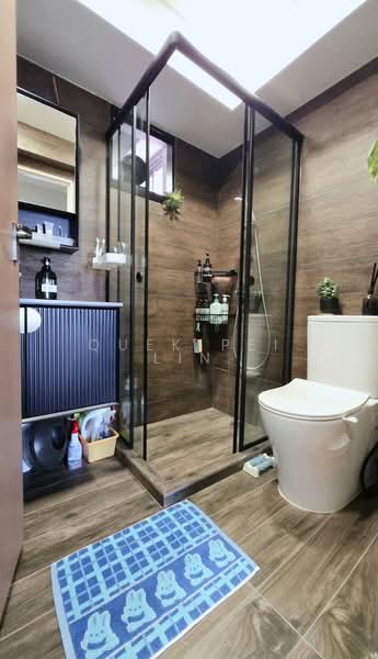 476A Upper Serangoon View, 476A Upper Serangoon View, 3 Bedrooms, 1,023 sqft, HDB Flat For Sale, by Quek Pei Lin, 500208855 - Bathroom - PropertyGuru.com.sg