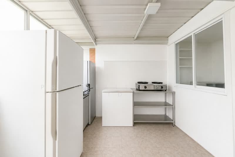 Sembawang Straits Estate, Jalan Machang, 3 Bedrooms, 1,900 sqft, Semi-Detached House For Sale, by Kit Toh, 500208857 - Kitchen - PropertyGuru.com.sg