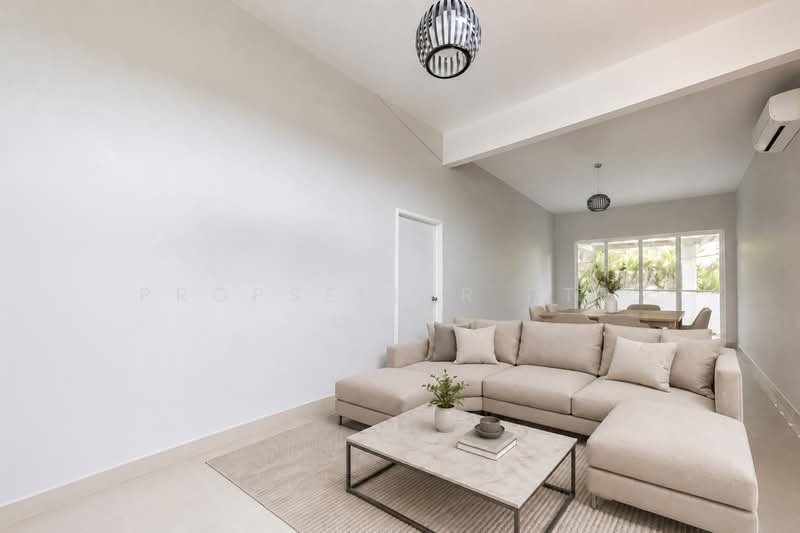 Sembawang Straits Estate, Jalan Machang, 3 Bedrooms, 1,900 sqft, Semi-Detached House For Sale, by Kit Toh, 500208857 - Living Room - PropertyGuru.com.sg
