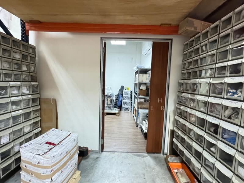 Unity Centre, 51 Bukit Batok Crescent, 1,560 sqft, Light Industrial (B1) For Sale, by (Dennis) Chng Swee Cher, 500208862 - Interior - CommercialGuru.com.sg