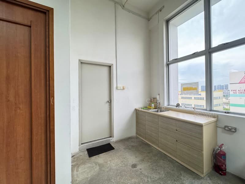 Unity Centre, 51 Bukit Batok Crescent, 1,560 sqft, Light Industrial (B1) For Sale, by (Dennis) Chng Swee Cher, 500208862 - Interior - CommercialGuru.com.sg