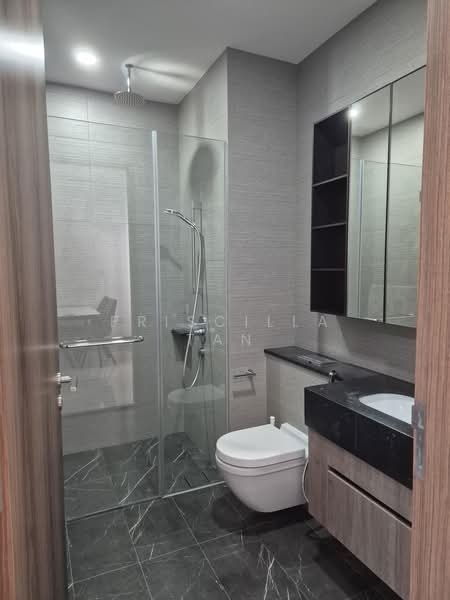 Parc Komo, 959 Upper Changi Road North, 1 Bedroom, 474 sqft, Condominium For Rent, by Priscilla Tan, 500208865 - Bathroom - PropertyGuru.com.sg