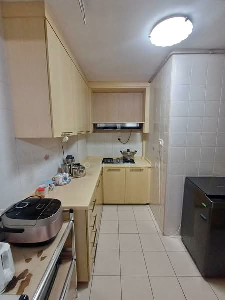 357B Admiralty Drive, 357B Admiralty Drive, 3 Bedrooms, 1,023 sqft, HDB Flat For Sale, by Leon Hon, 500208866 - Kitchen - PropertyGuru.com.sg