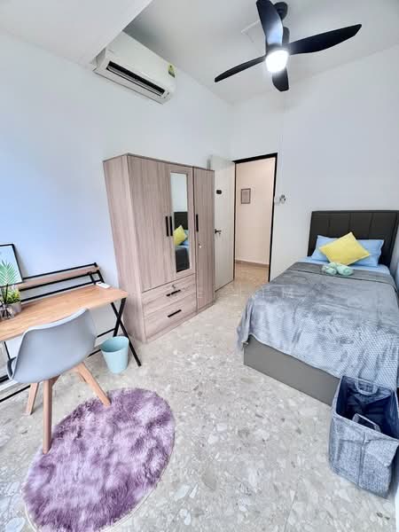 UE Square, 205 River Valley Road, Room Rental, 100 sqft, Apartment For Rent, by Joyce Lim, 500208868 - Bedroom - PropertyGuru.com.sg
