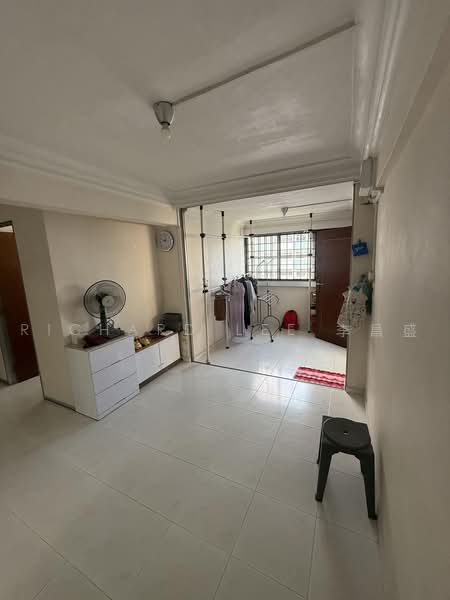 344 Woodlands Street 32, 344 Woodlands Street 32, 5 Bedrooms, 1,313 sqft, HDB Flat For Sale, by Richard Lee 李昌盛, 500208894 - Living Room - PropertyGuru.com.sg