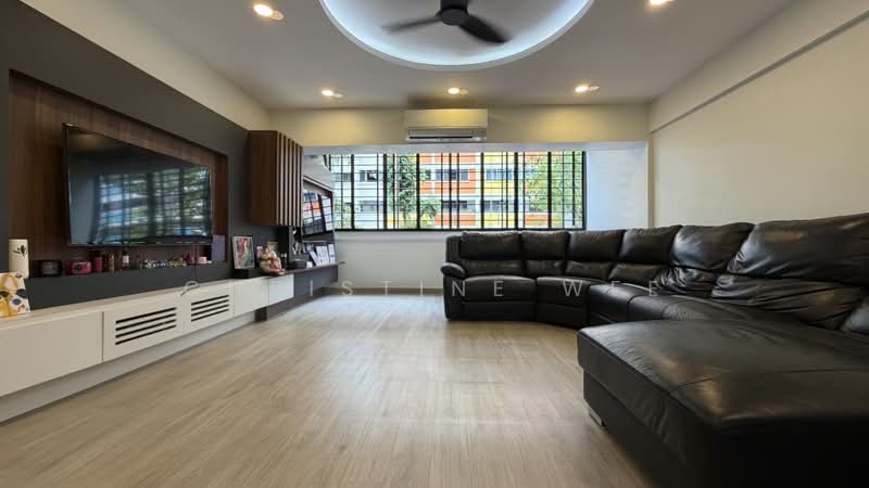 643 Yishun Street 61, 643 Yishun Street 61, 4 Bedrooms, 1,572 sqft, HDB Flat For Sale, by Christine Wee, 500208895 - Living Room - PropertyGuru.com.sg
