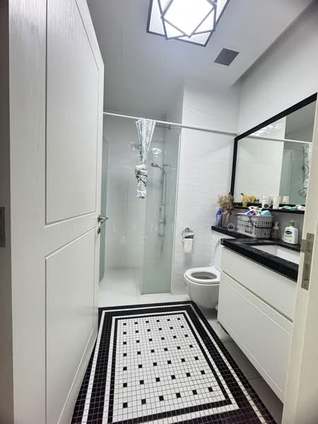 The Quinn, 9 Bartley Road, Room Rental, 100 sqft, Apartment For Rent, by Joelynn Koh Jiac Yun, 500208916 - Bathroom - PropertyGuru.com.sg