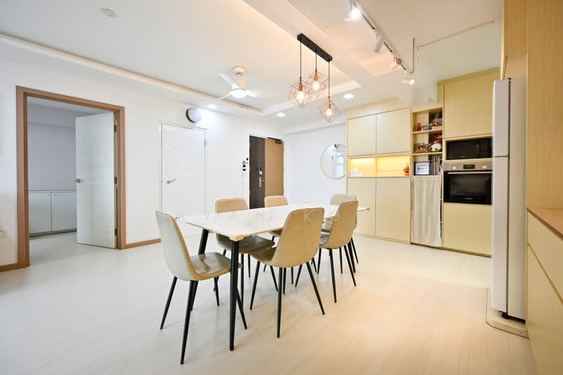 419A Northshore Drive, 419A Northshore Drive, 3 Bedrooms, 1,012 sqft, HDB Flat For Sale, by Ryan Koo, 500208918 - Dining Room - PropertyGuru.com.sg