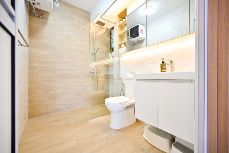 419A Northshore Drive, 419A Northshore Drive, 3 Bedrooms, 1,012 sqft, HDB Flat For Sale, by Ryan Koo, 500208918 - Bathroom - PropertyGuru.com.sg