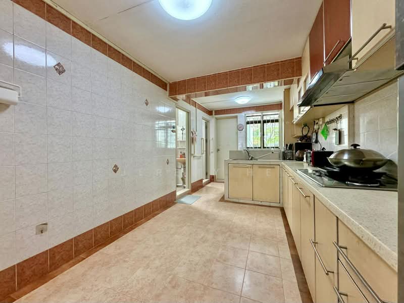 129 Kim Tian Road, 129 Kim Tian Road, 3 Bedrooms, 1,000 sqft, HDB Flat For Sale, by Jeremy He, 500208919 - Kitchen - PropertyGuru.com.sg