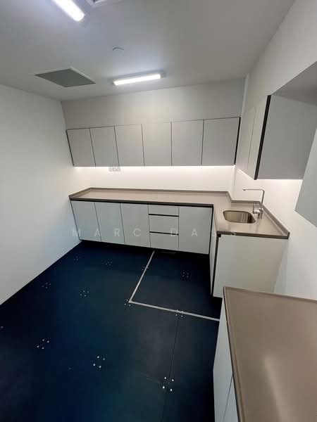 Hub Synergy Point, 70 Anson Road, 3,560 sqft, Office For Rent, by Marc Dass, 500208941 - Kitchen - CommercialGuru.com.sg
