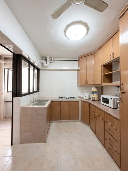290 Bishan Street 24, 290 Bishan Street 24, Room Rental, 300 sqft, HDB Flat For Rent, by Kenneth Wong, 500208952 - Kitchen - PropertyGuru.com.sg