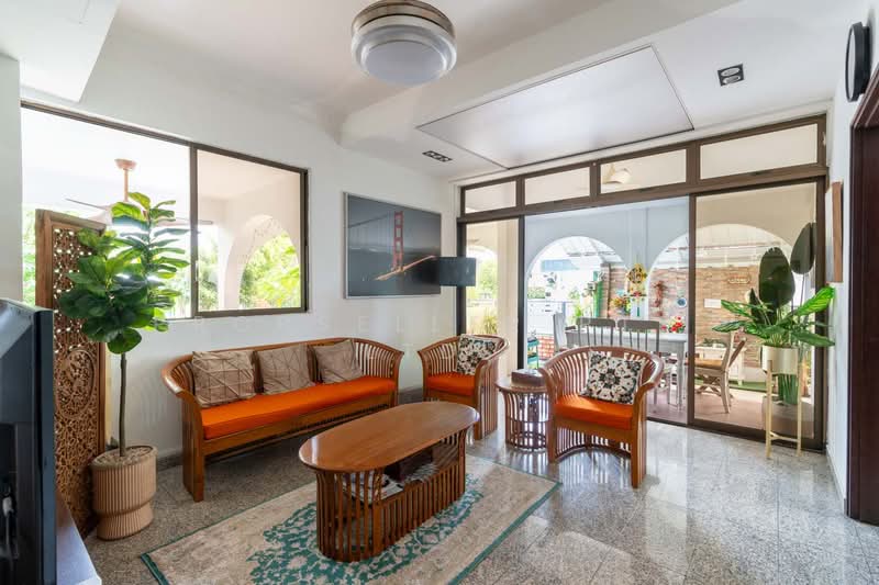 Platina Gardens, , 5 Bedrooms, 3,776 sqft, Semi-Detached House For Sale, by Aileen Chew, 500208956 - Living Room - PropertyGuru.com.sg